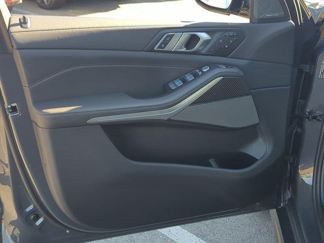 Photo of 2025 Gray Metallic BMW X7