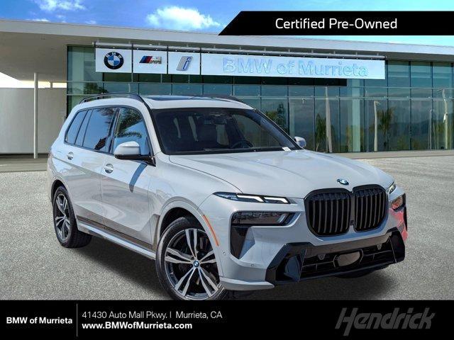2023 BMW X7