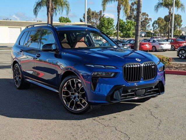 2023 BMW X7