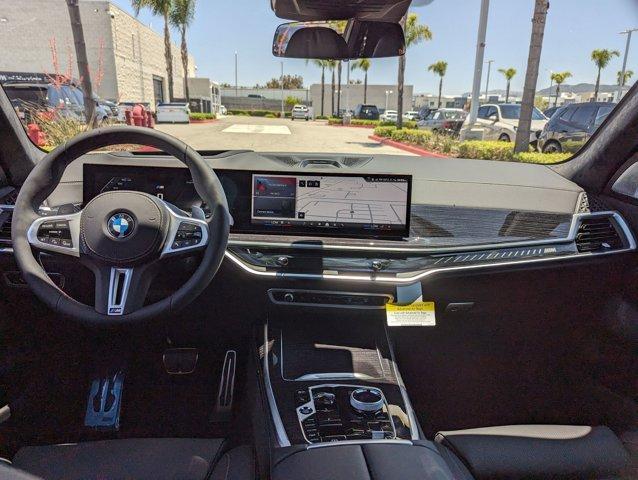 Photo of 2026 Gray Metallic BMW X7