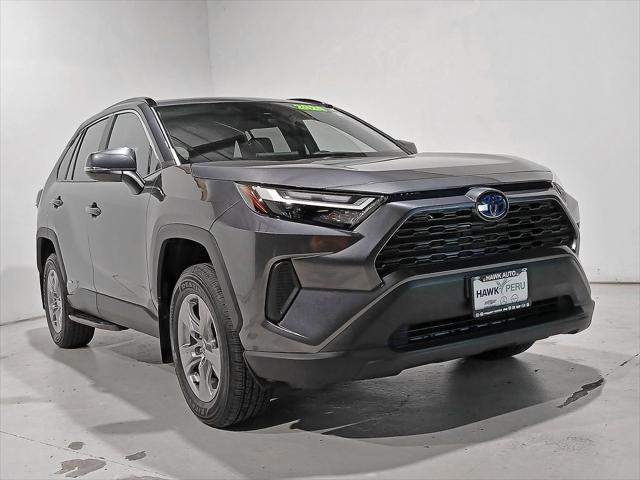 Photo of 2024 Midnight Black Metallic Toyota RAV4 Hybrid