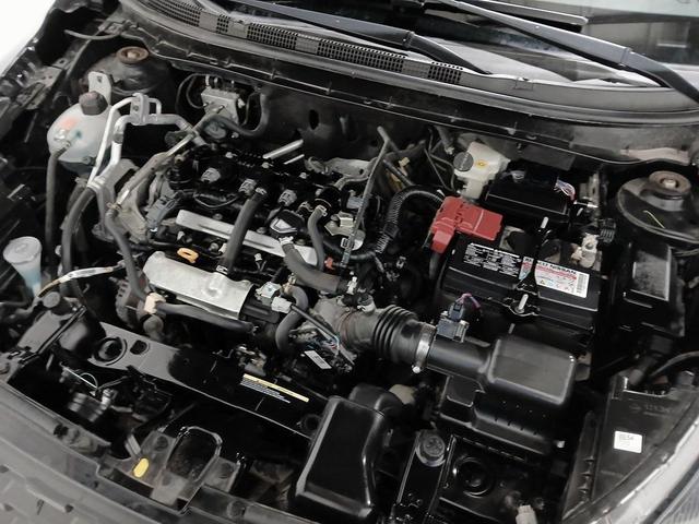 Photo of 2021 Super Black Nissan Kicks