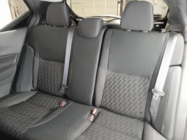 Photo of 2021 Super Black Nissan Kicks