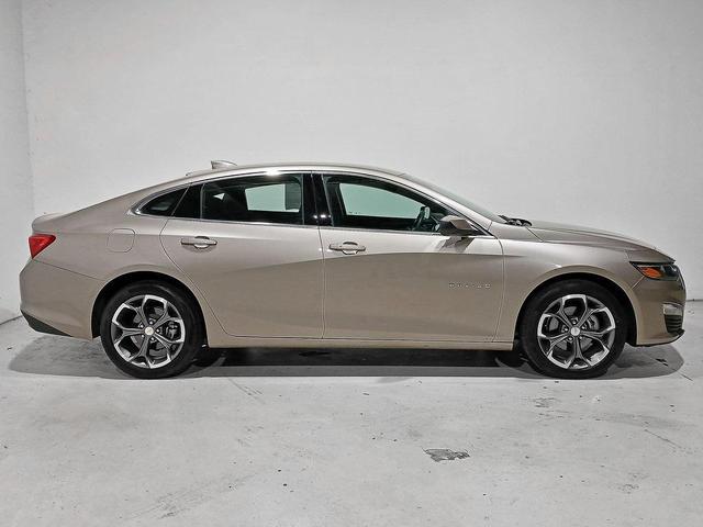 Photo of 2024 Mineral Gray Metallic Chevrolet Malibu