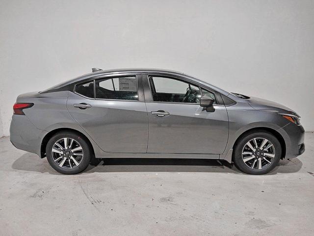Photo of 2025 Gun Metallic Nissan Versa