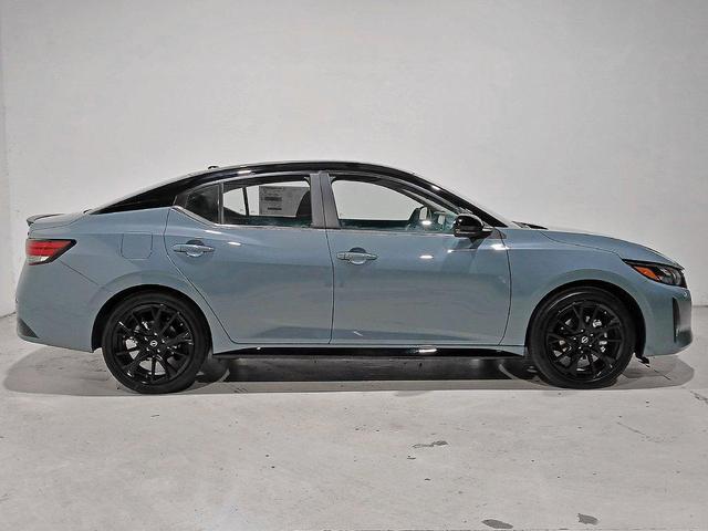 Photo of 2025 Atlantic Gray Metallic/Super Black Nissan Sentra