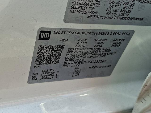 Photo of 2025 Summit White Chevrolet Silverado 1500