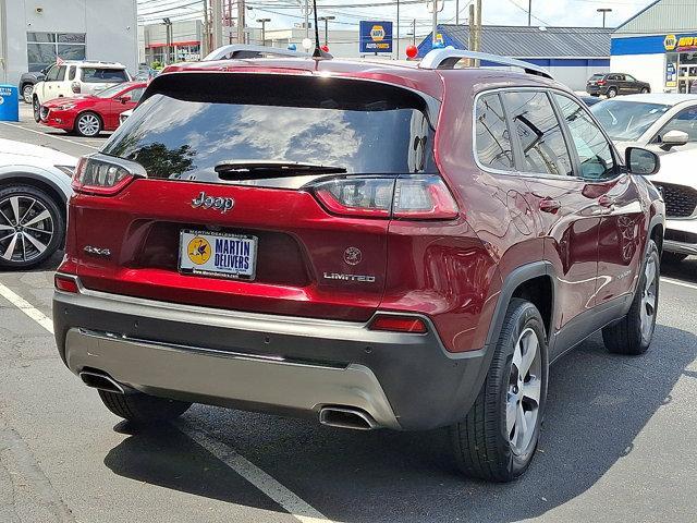 Photo of 2021 Velvet Red Pearlcoat Jeep Cherokee