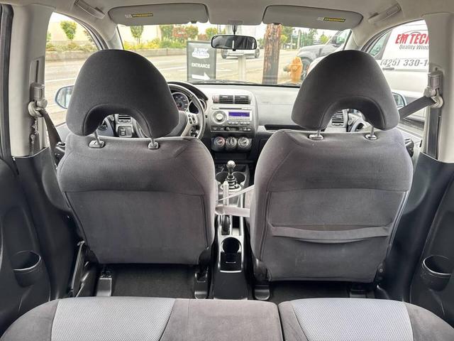 Photo of 2008 Blue Honda Fit