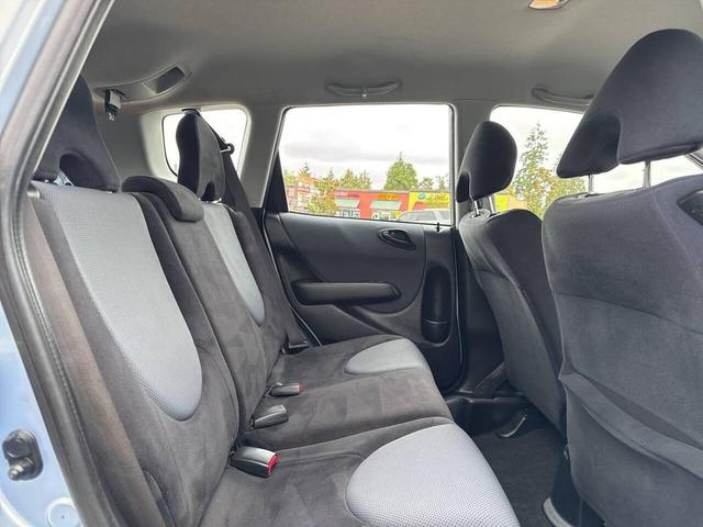 Photo of 2008 Blue Honda Fit
