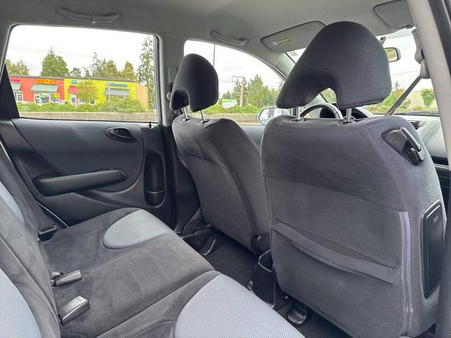 Photo of 2008 Blue Honda Fit