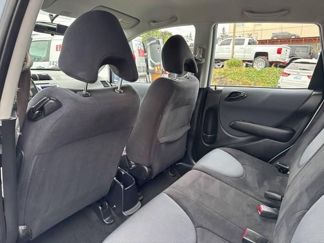 Photo of 2008 Blue Honda Fit