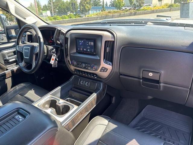 Photo of 2016 Onyx Black GMC Sierra 2500