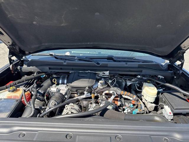 Photo of 2016 Onyx Black GMC Sierra 2500