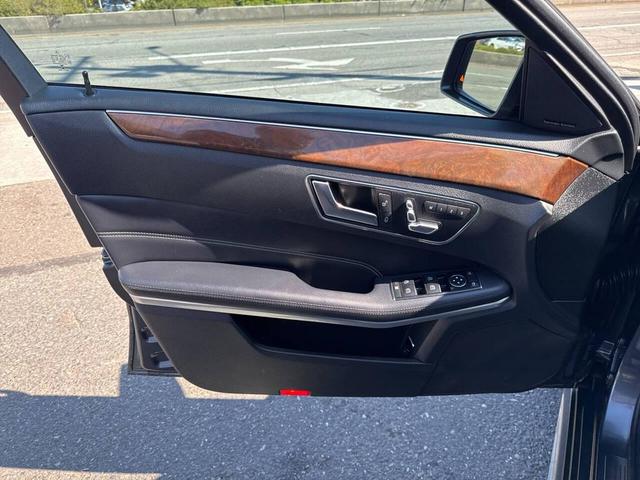 Photo of 2014 Gray Mercedes-Benz E-Class