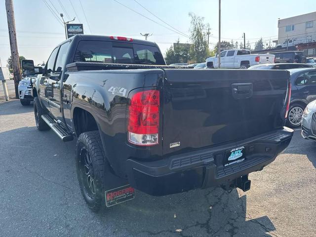 Photo of 2013 Onyx Black GMC Sierra 2500