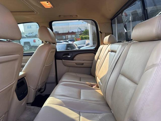 Photo of 2013 Onyx Black GMC Sierra 2500
