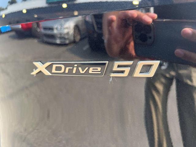 Photo of 2022 Black Sapphire Metallic BMW iX