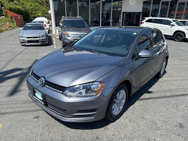 Photo of 2016 Platinum Gray Metallic Volkswagen Golf