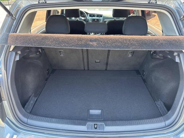 Photo of 2016 Platinum Gray Metallic Volkswagen Golf
