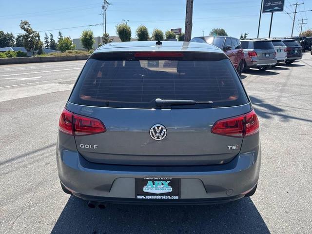 Photo of 2016 Platinum Gray Metallic Volkswagen Golf