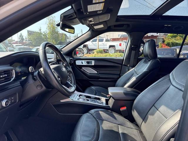 Photo of 2020 Star White Metallic Tri-Coat Ford Explorer