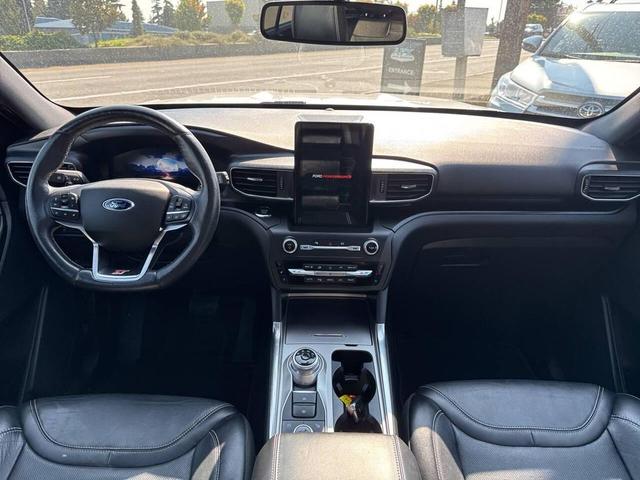 Photo of 2020 Star White Metallic Tri-Coat Ford Explorer