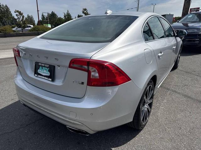 Photo of 2016 Bright Silver Metallic Volvo S60 Inscription