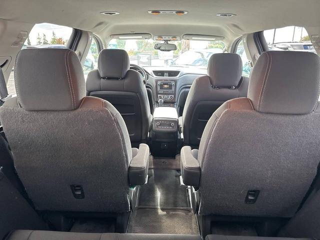 Photo of 2017 Mosaic Black Metallic Chevrolet Traverse