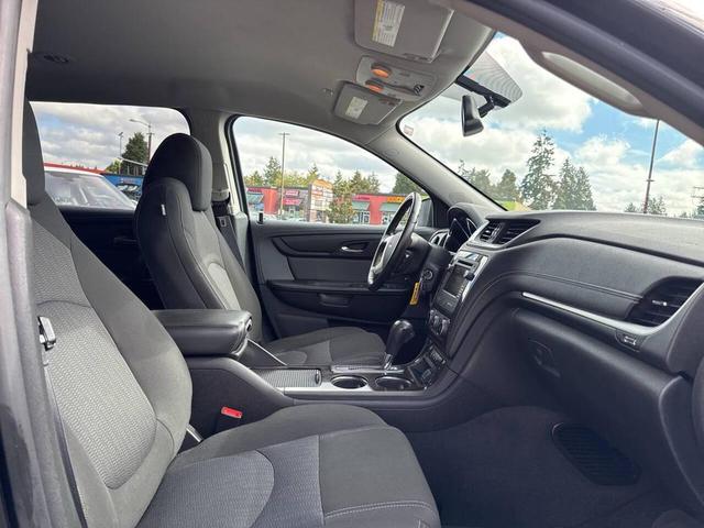 Photo of 2017 Mosaic Black Metallic Chevrolet Traverse