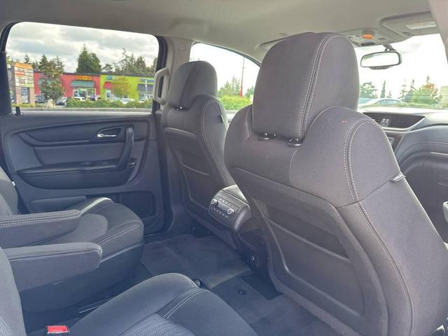 Photo of 2017 Mosaic Black Metallic Chevrolet Traverse