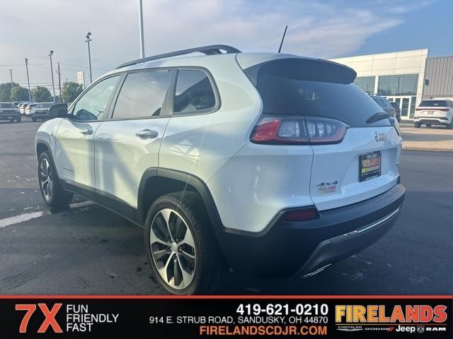 Photo of 2022 Bright White Jeep Cherokee