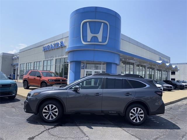 Photo of 2022 Magnetite Gray Metallic Subaru Outback