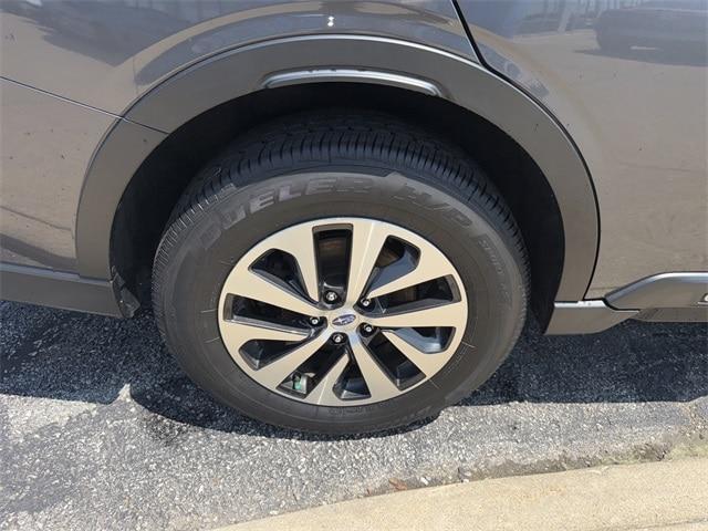 Photo of 2022 Magnetite Gray Metallic Subaru Outback