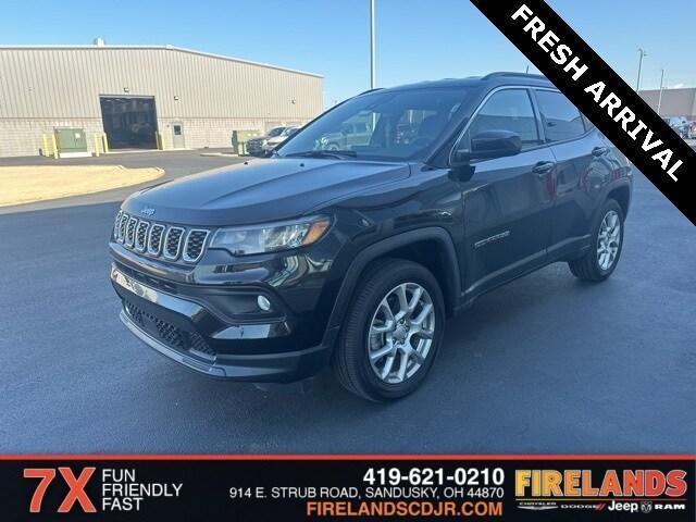 Photo of 2024 Diamond Black Jeep Compass