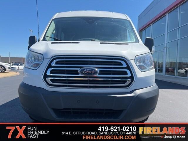 Photo of 2018 Oxford White Ford Transit-150