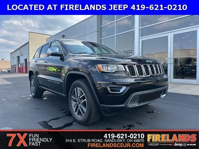 Photo of 2022 Diamond Black Jeep Grand Cherokee WK