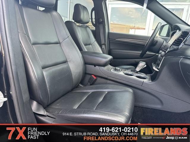 Photo of 2022 Diamond Black Jeep Grand Cherokee WK