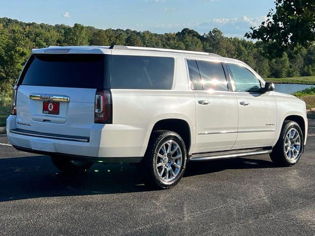 Photo of 2016 White GMC Yukon XL