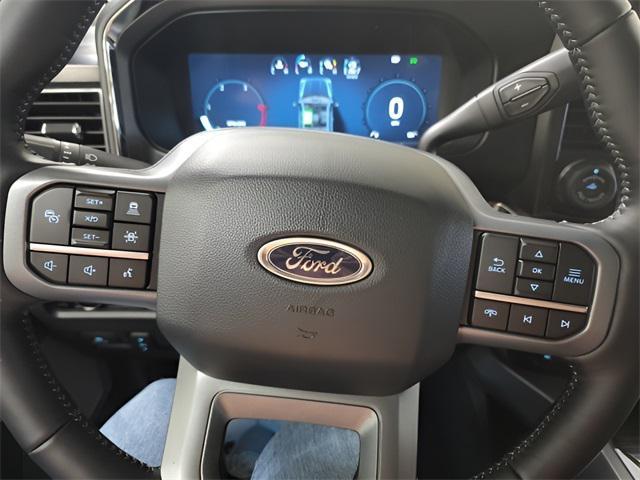 Photo of 2024 Agate Black Metallic Ford F-250
