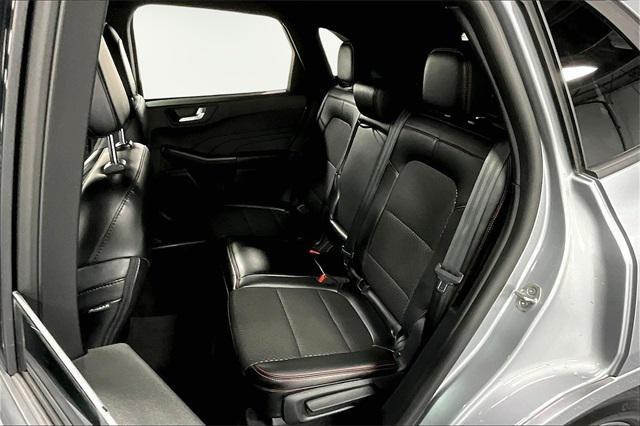 Photo of 2024 Iconic Silver Metallic Ford Escape