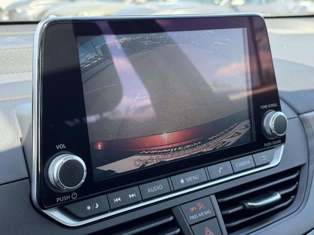 Photo of 2023 Garnet Pearl Nissan Altima