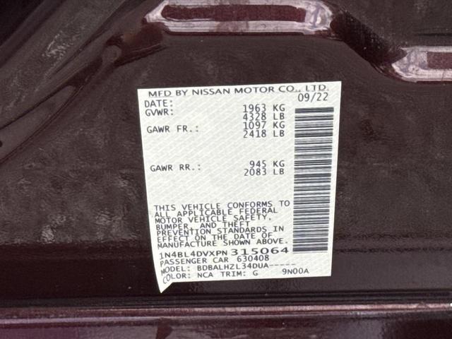 Photo of 2023 Garnet Pearl Nissan Altima