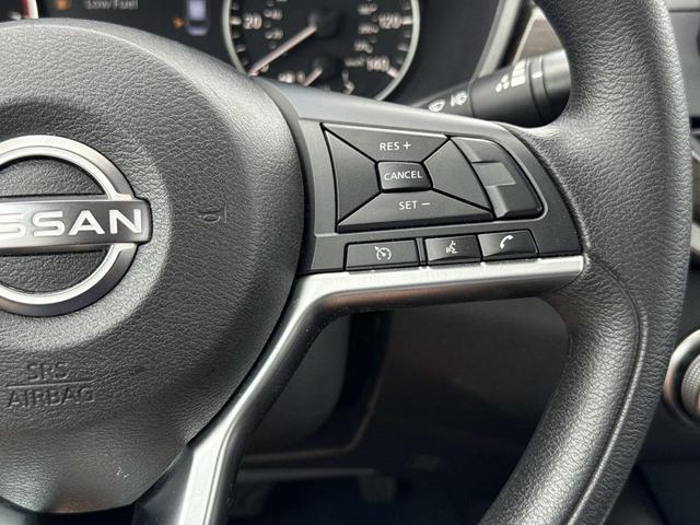 Photo of 2023 Garnet Pearl Nissan Altima