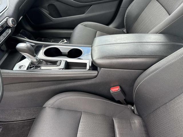 Photo of 2023 Garnet Pearl Nissan Altima