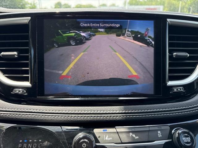 Photo of 2023 Bright White Clearcoat Chrysler Pacifica Hybrid