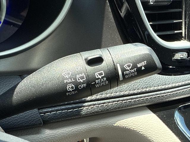 Photo of 2023 Bright White Clearcoat Chrysler Pacifica Hybrid