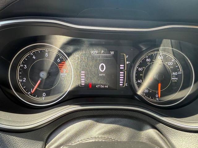 Photo of 2020 Bright White Clearcoat Jeep Cherokee
