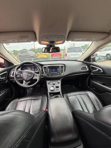 Photo of 2015 Velvet Red Pearlcoat Chrysler 200