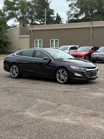 Photo of 2022 Mosaic Black Metallic Chevrolet Malibu